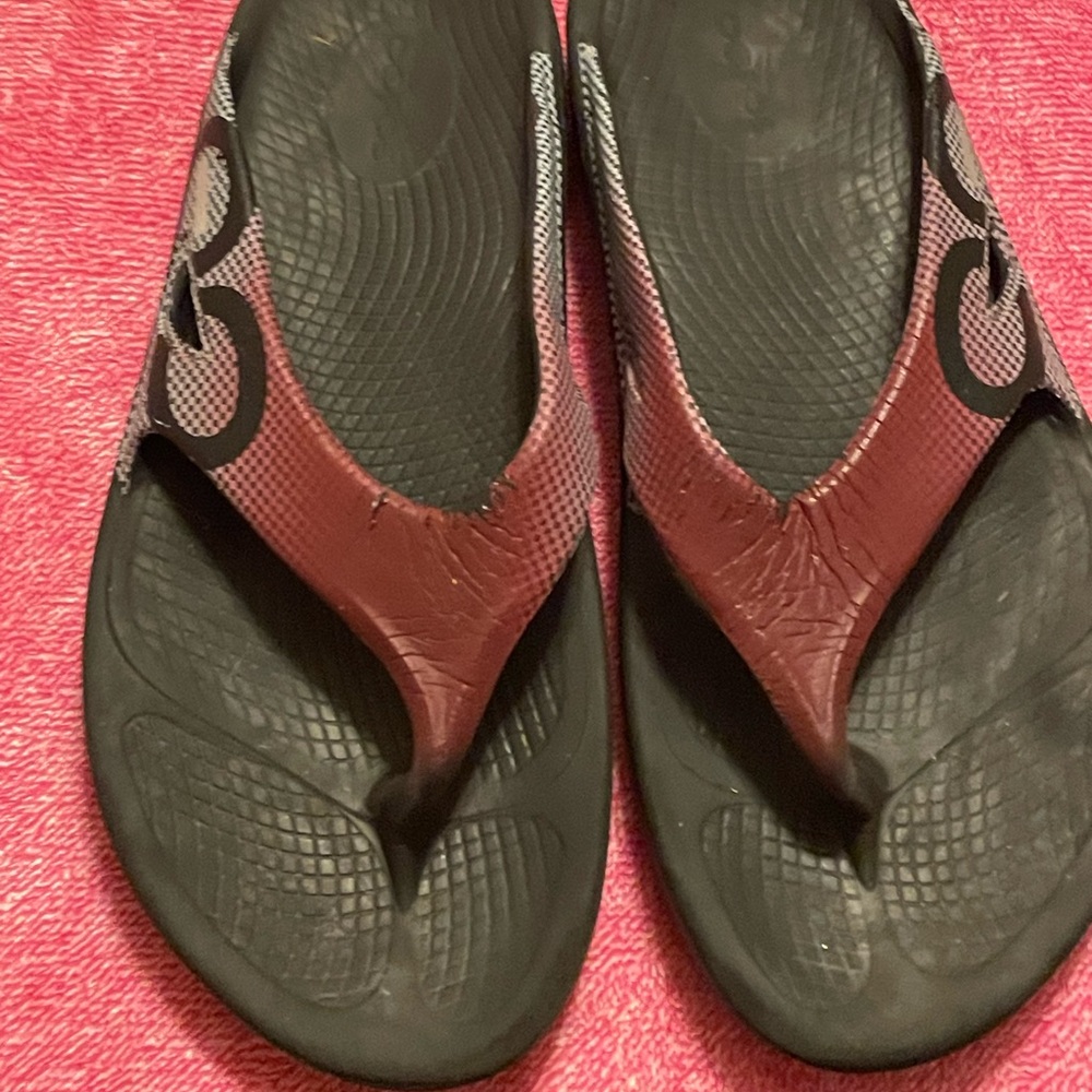 Oo for slippers size 9